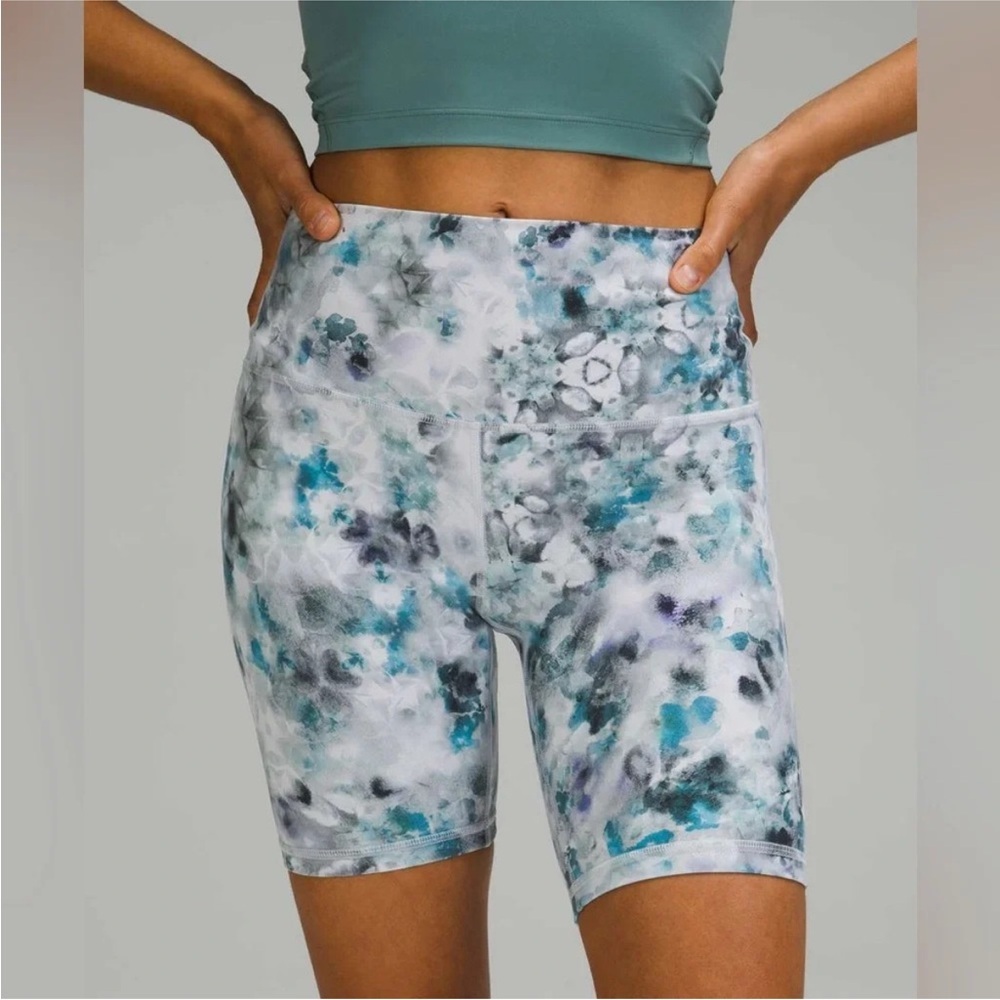 Lululemon Align Short 8" Kaleidofloral Multi Size 4